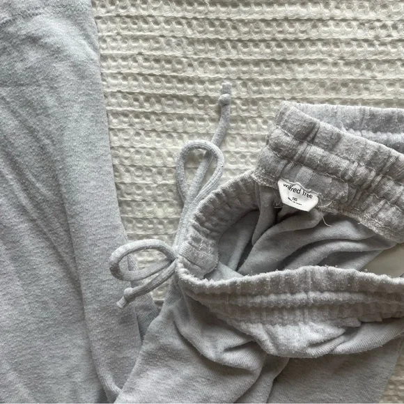 Wilfred Free Lounge Pants Heather Cloud White - Picture 2 of 2